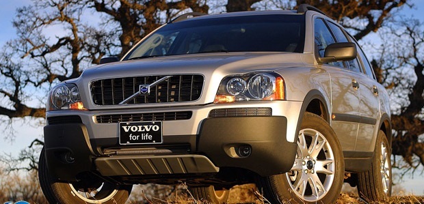 قیمت انواع محصولات ولوو در بازار اسفند 1400/ نرخ C70 کروک،V40 R ،XC60 SE LUX،  XC60 R و XC90 R  کارکرده در بازار چقدر است؟