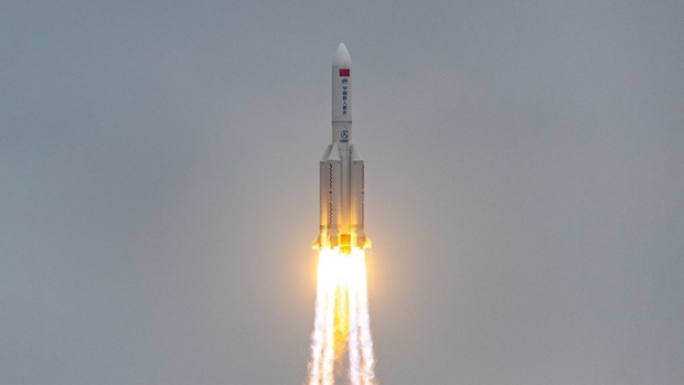 جزییاتی درباره سقوط یک موشک به زمین!
