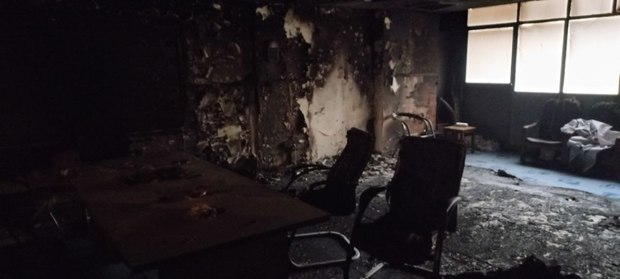 دفتر بسیج دانشجویی دانشگاه شریف آتش زده شد + تصاویر