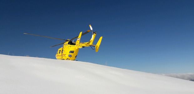 اورژانس هوایی البرزعملیات امداد و نجات در ارتفاعات انجام داد