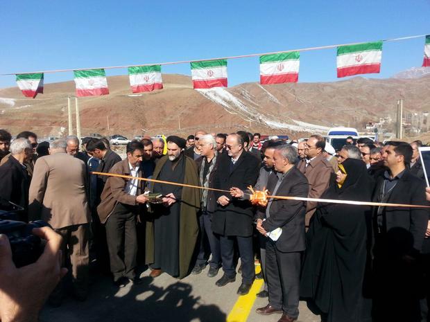 افتتاح 4طرح عمرانی، بهداشتی و خدماتی درشهرستان طالقان