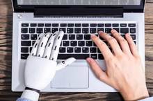 مطالعه جدید درباره خطرات هوش مصنوعی و ارتباط با خودکشی