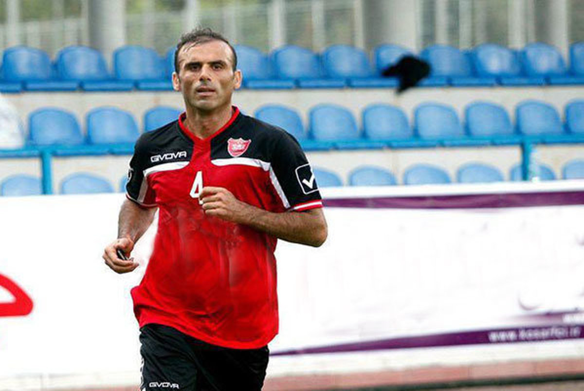 سید جلال حسینی برای تمدید قرارداد در باشگاه پرسپولیس حاضر شد