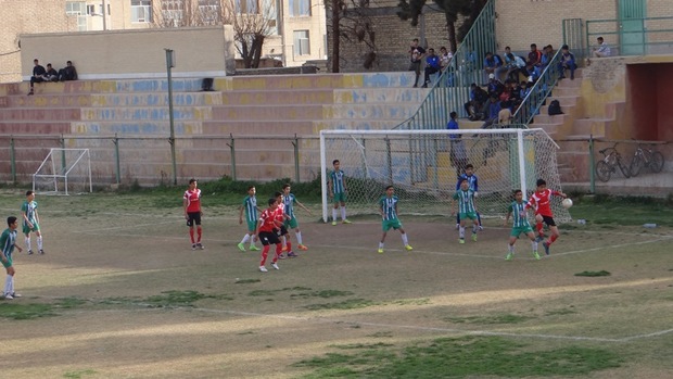 لیگ فوتبال نونهالان کشور  بوشهر و بندرعباس به مرحله دوم صعود کردند