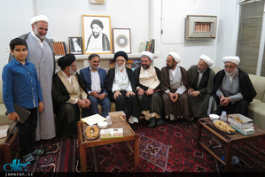 دیدار اعضای موسسه تنظیم و نشر آثار امام خمینی(س) نمایندگی قم با جمعی از مراجع و علما