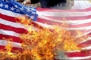 اردنی ها پرچم آمریکا را آتش زدند