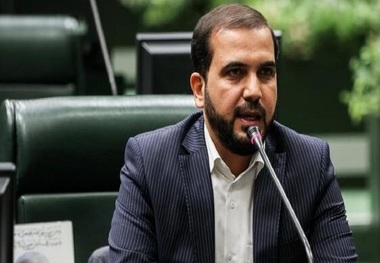 عضو هیات رئیسه مجلس: بابت کمبودها باید از مردم عذرخواهی کنیم/ وضعیت فعلی تصویری از تنهایی رئیس‌جمهور در مواجهه با بحران‌های انباشته اقتصادی دارد/ برخی که سه دهه مسئول بوده‌اند، امروز مطالبه‌گر شده‌اند