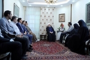 دیدار سرزده رئیس‌جمهور روحانی با یک جانباز