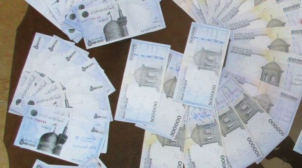 دستگیری اعضای باند توزیع چک پول‌های جعلی در همدان
