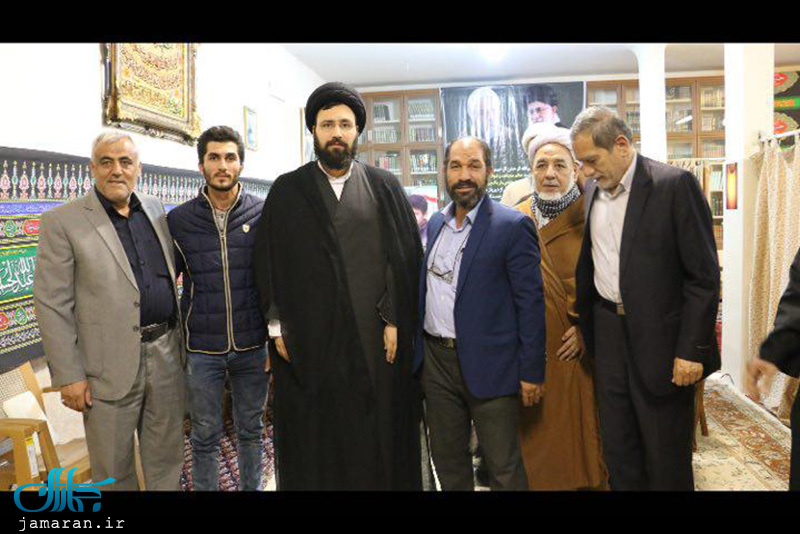 عیادت سید علی خمینی از آیت الله تاکندی و حضور در بیت آیت الله باریک بین(ره)