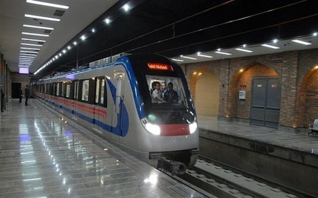 کاهش سرفاصله قطارهای مترو تهران در روزهای پایانی سال