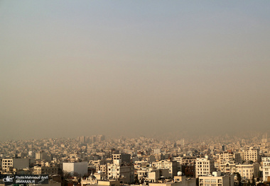 تهران در وضعیت اضطراری |  منصوری، استاد معماری: انتقال پایتخت راه‌حل نیست/  زارع، زلزله‌شناس: تهران دیگر شهر مناسبی برای پایتخت نیست / بصیرت، استاد شهرسازی: تهران در محاصره سیاه‌چاله‌ها قرار دارد