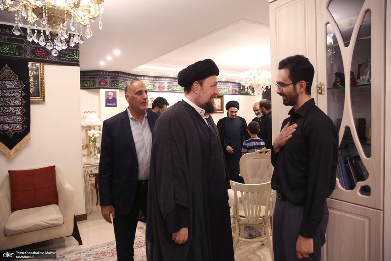 حضور سیدحسن خمینی در منزل شهیدان طهرانچی