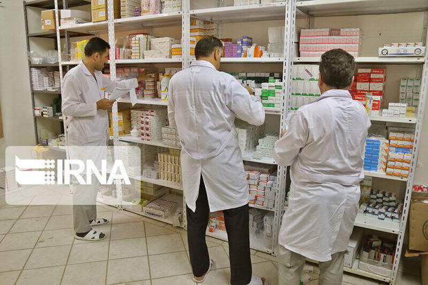 توزیع  اقلام بهداشتی در داروخانه‌های زنجان به تدریج ادامه دارد
