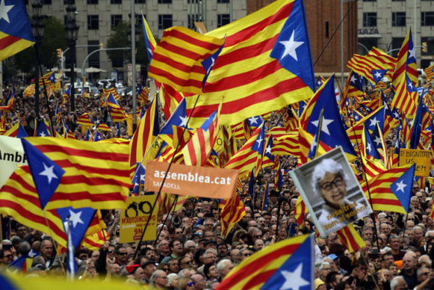 کاتالونیا زمان برگزاری رفراندوم استقلال از اسپانیا را اعلام کرد