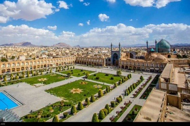 روز اصفهان فرصتی برای نمایش فرهنگ، هنر و هویت اصفهان است