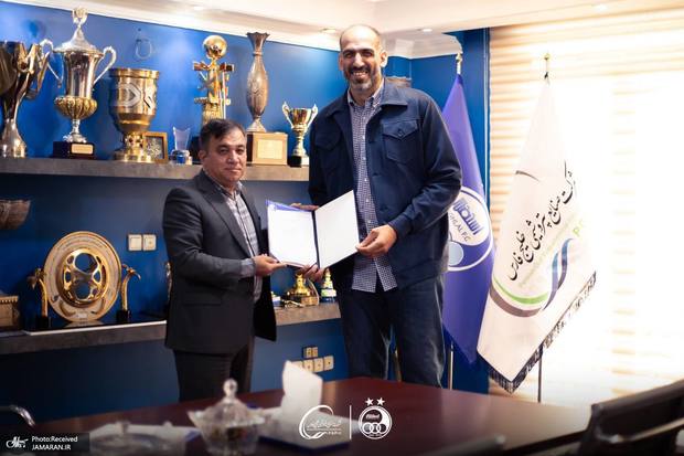 اسطوره بسکتبال ایران رسما استقلالی شد+ عکس