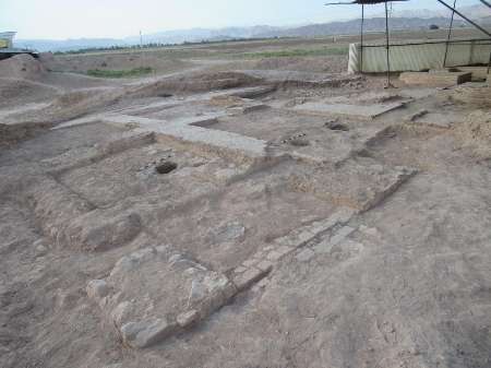 بقایای مسجد مدرسه دوره سلجوقی در شهر تاریخی بلقیس کشف شد