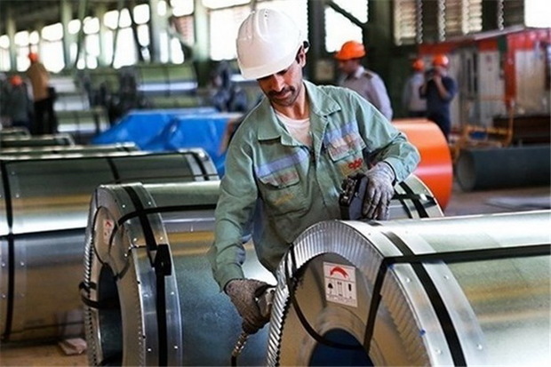 بیش از 100هزار نفر در واحدهای صنعتی فارس فعال هستند