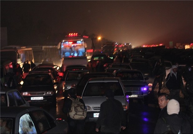 آبگرفتگی معابر مشهد ترافیک را گره زد