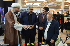  غرفه موسسه تنظیم و نشر آثار امام خمینی (س) در سی و سومین نمایشگاه بین المللی قرآن کریم-4