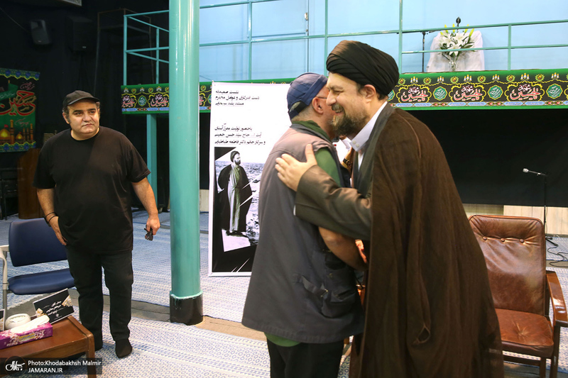 نشست صمیمانه دست اندر کاران و عوامل فیلم مستند «احمد» با سید حسن خمینی