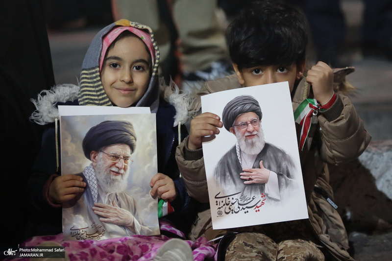 اجتماع حمایت از رزمندگان در مقابله با دشمن آمریکایی - صهیونی در پرند-۱