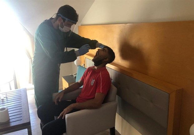 جلسه اسکوچیچ با دروازه‌بانان و مدافعان/ اعضای تیم ملی فوتبال تست کرونا دادند
