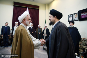 حاشیه های تجدید میثاق رئیس قوه قضائیه و مسئولان عالی قضایی با آرمان‌های امام خمینی(س)