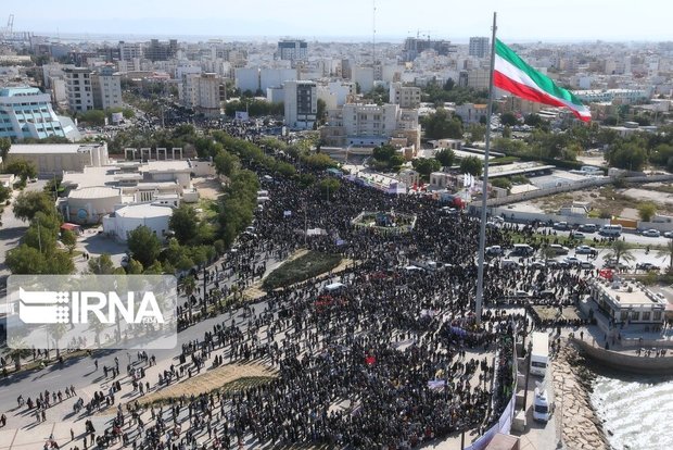 بوشهری‌ها حضوری معنادار در راهپیمایی ۲۲ بهمن داشتند