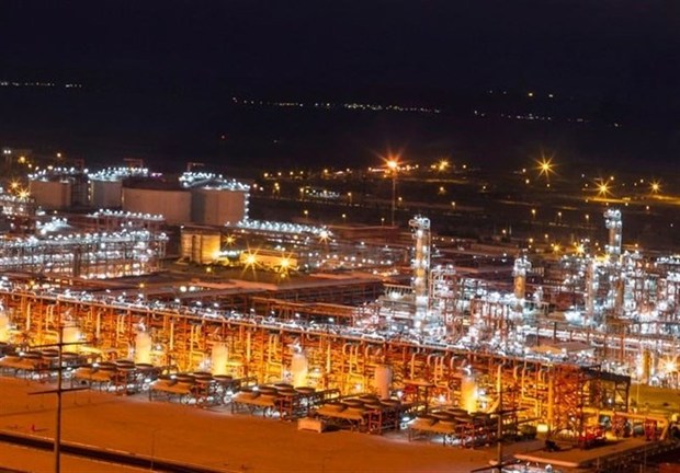 بزرگ‌ترین سرمایه‌گذاری صنعتی تاریخ ایران ‌در پارس جنوبی افتتاح ۱۱ طرح نفت،گاز و پتروشیمی با حضور &quot;روحانی&quot;