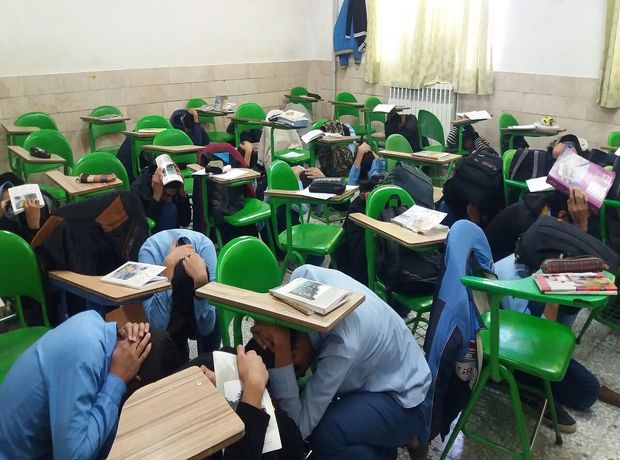 مانور زلزله در ۱۳۰ آموزشگاه خراسان جنوبی برگزار شد