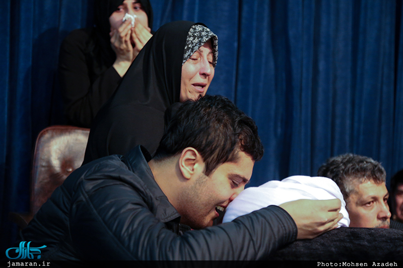 مراسم وداع با پیکر آیت الله هاشمی رفسنجانی(ره) در حسینیه جماران-3