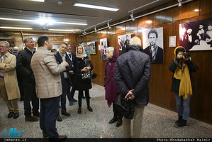 بازدید گردشگران آلمانی و اتریشی از بیت امام خمینی (س) در جماران 