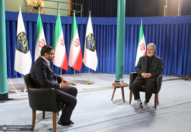 گفتگو با علی مطهری به مناسبت روز جمهوری اسلامی - 12 فروردین 1402