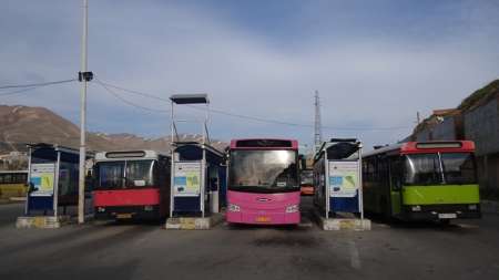 هشت دستگاه اتوبوس برای جابجایی شهروندان سنندجی در شب های قدراختصاص یافت
