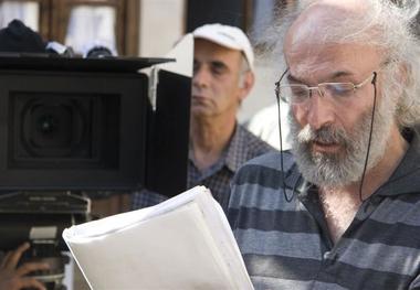 حرف های جالب کیانوش عیاری درباره سیگار