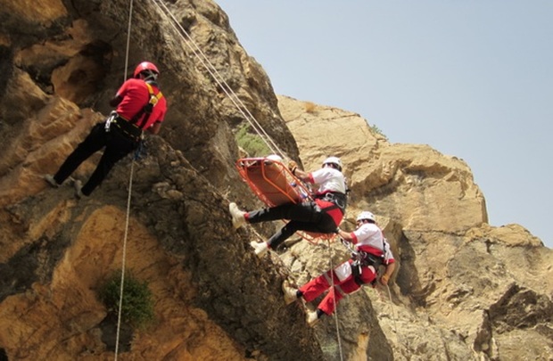 400 کرمانی آموزش امدادی کوهستان را فرا گرفتند