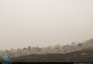ببینید/ هوای تهران، کرج و قزوین خطرناک شد! دلیل این گرد و و غبار چیست؟!