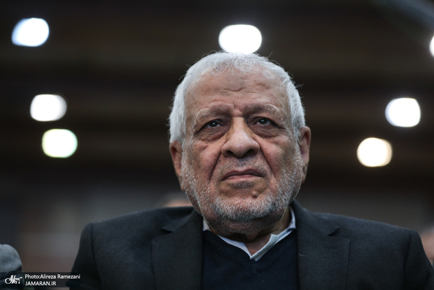 بادامچیان، رئیس شورای مرکزی حزب مؤتلفه اسلامی: جنگ را پایان یافته می‌دانم، ولی احتمال اقدامات مقطعی، ترور و انفجار هست/ هر جا به نفع ما و اسلام بود، باید مذاکره انجام شود/ دولت با تمام قوا به بهترین نحو نیازهای کشور را تأمین کرد