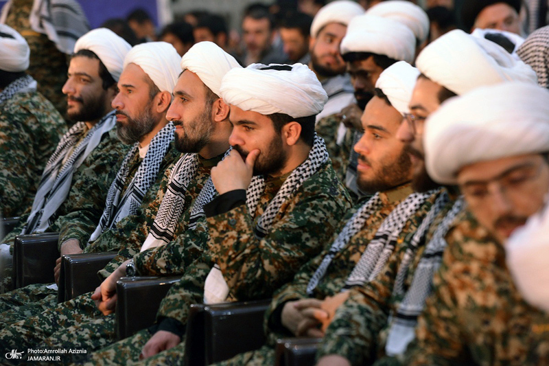 گردهمایی سراسری بسیج دانشجویی و طلاب در حرم مطهر امام خمینی (س) - 1