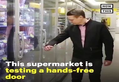 ابتکار عمل یک فروشگاه برای جلوگیری از ابتلا به کرونا