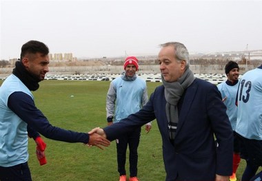 تمرین تراکتورسازی پس از استعفای تقوی و حضور الیاسی
