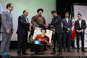 مراسم تجلیل از برترین های اخلاق سال ورزش کشور با حضور سید حسن خمینی-2