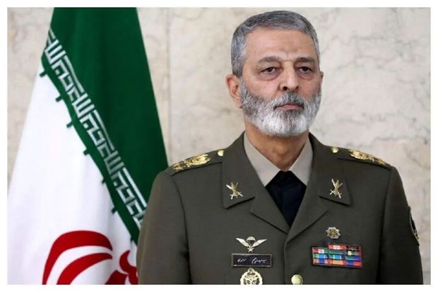 سرلشکر موسوی: دکترین نظامی خود را از تدافعی به تهاجمی تغییر دادیم/ ایران با ارتقا موشک‌های بالستیک توانسته قدرت بازدارندگی خود را تقویت کند