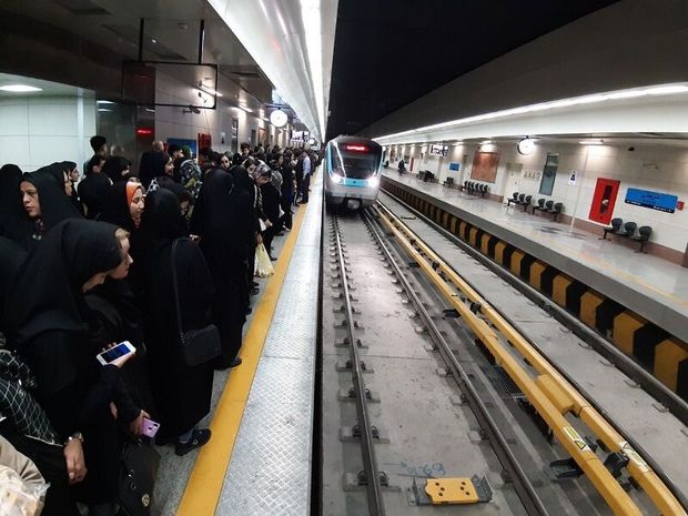 قطارشهری مشهد روز ۱۳ آبان رایگان سرویس‌دهی می‌کند