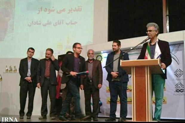 نفرات برتر جشنواره ملی شعر و داستان طنز معرفی شد
