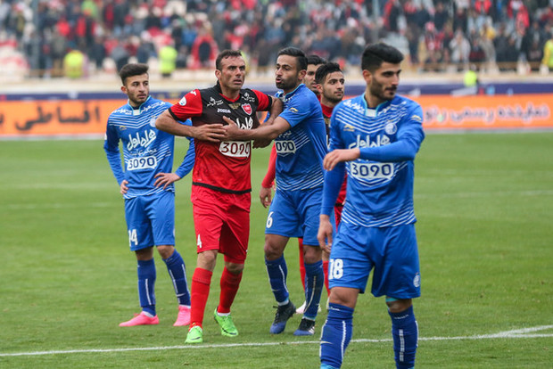 سید جلال با پرسپولیس برای دو فصل تمدید کرد