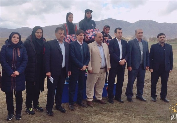 قهرمانی خراسان رضوی و تهران در دوی صحرانوردی بانوان کشور
