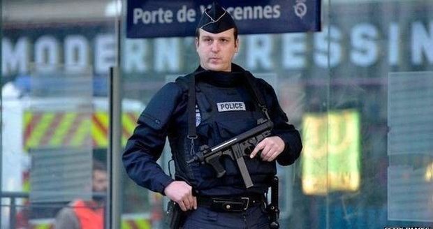 تشدید تدابیر امنیتی در فرانسه 